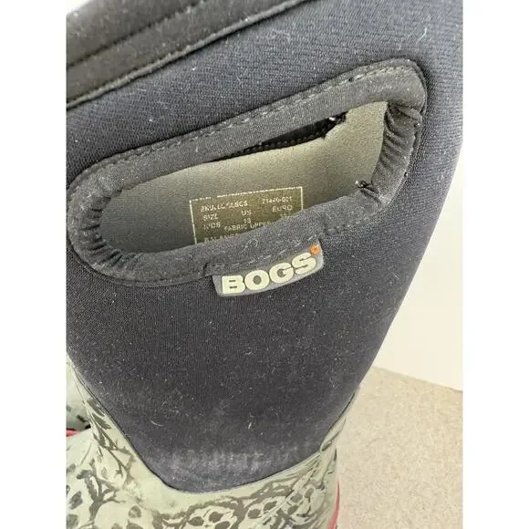 Kidz Bogg Boots Black Red Kids Size 13 Skulls Classic Slip On - Picture 4 of 10